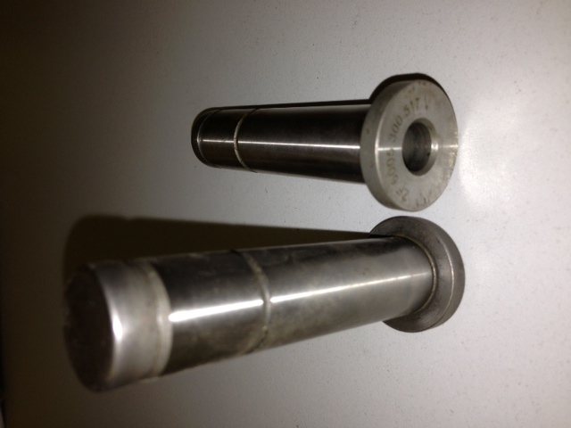 Bolzen Zu Schaltwelle