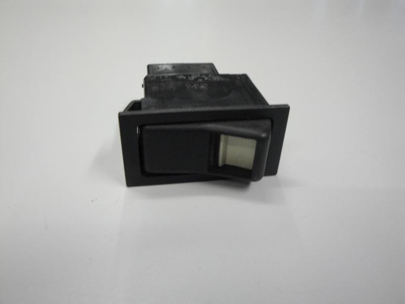 Kipp-Schalter 0-I-Ii  24V 8A