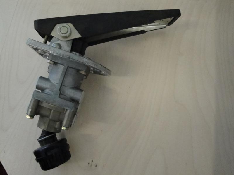 Trittplattenbremsventil