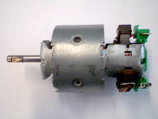 Dreiha Lüftermotor Vorne