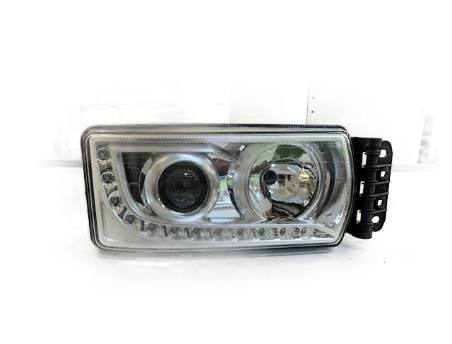 Proiettore dx iveco stralis DEPO